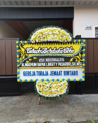 Papan Bunga Duka di Agrowisata